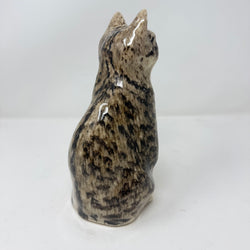 Winstanley Tabby & White - Size 3