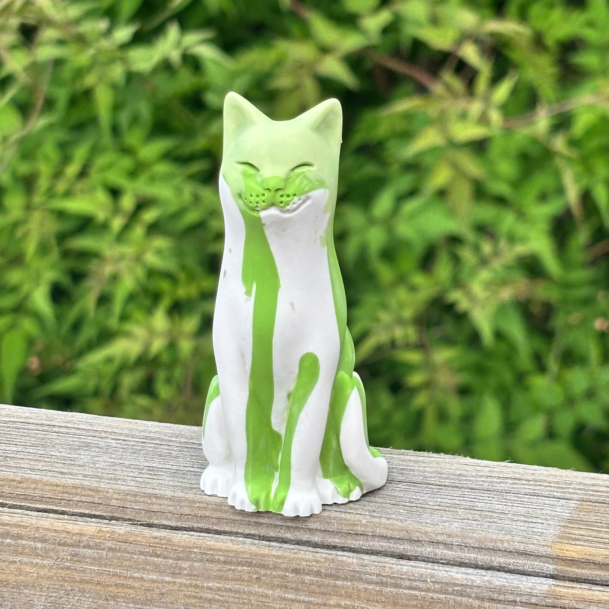 Moggie Melts Lucky Cat