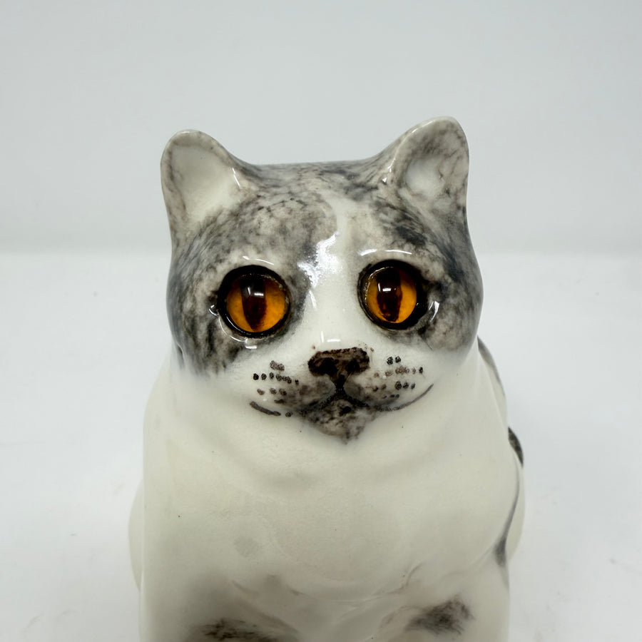Winstanley Chubby Grey & White Size 2