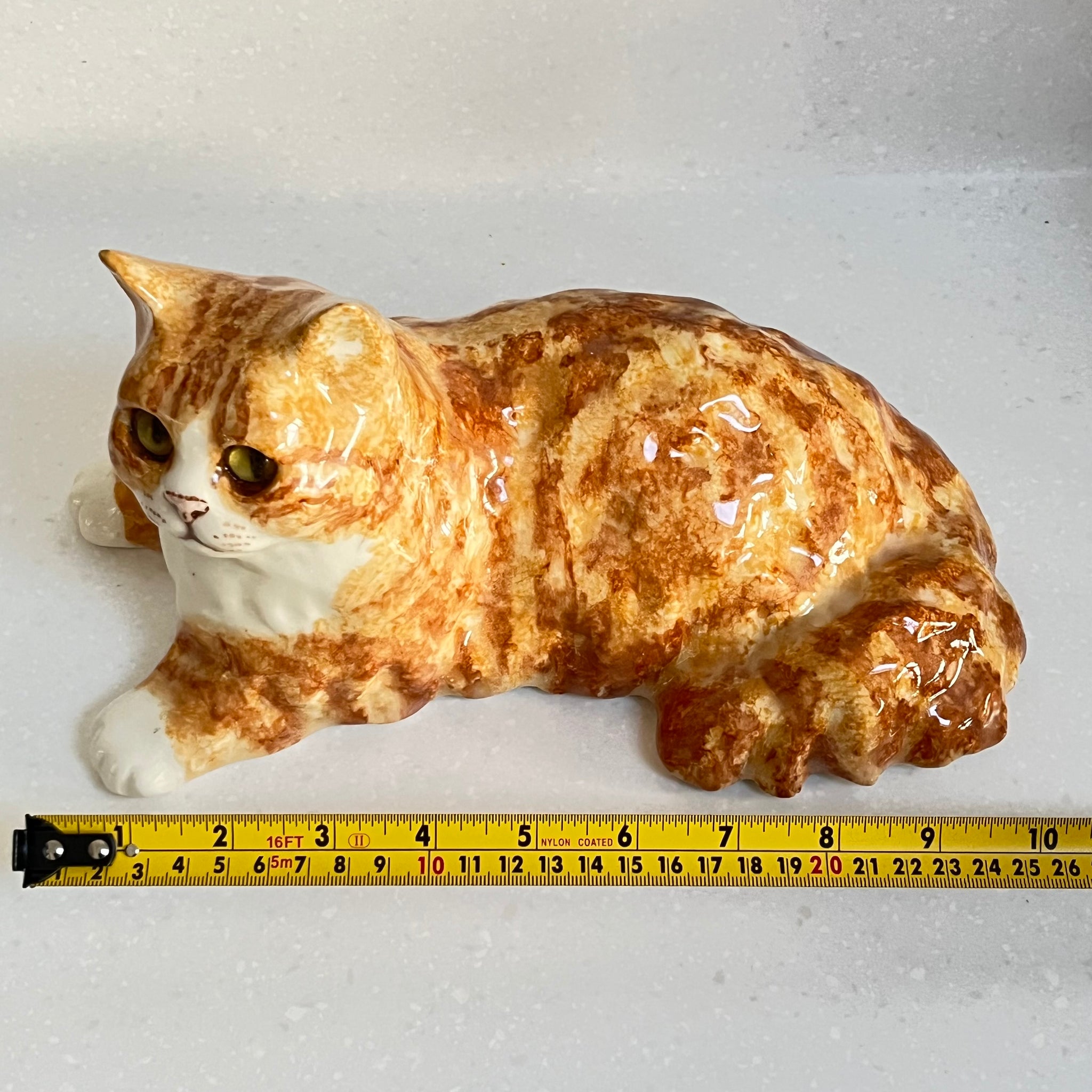 Winstanley Ginger Cat Lying Down - Size 4