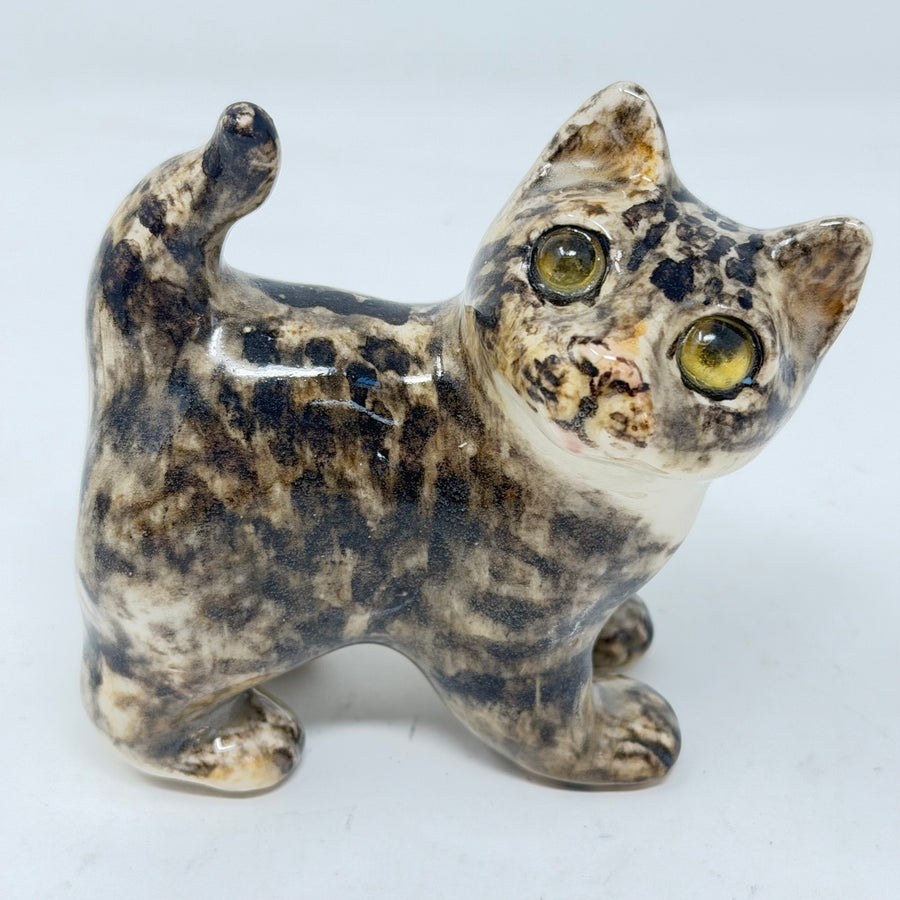 Winstanley Head Turned Tabby Cat - Size 1