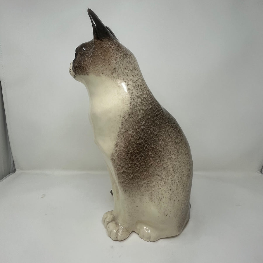 Winstanley Siamese Cat Sitting - Size 7