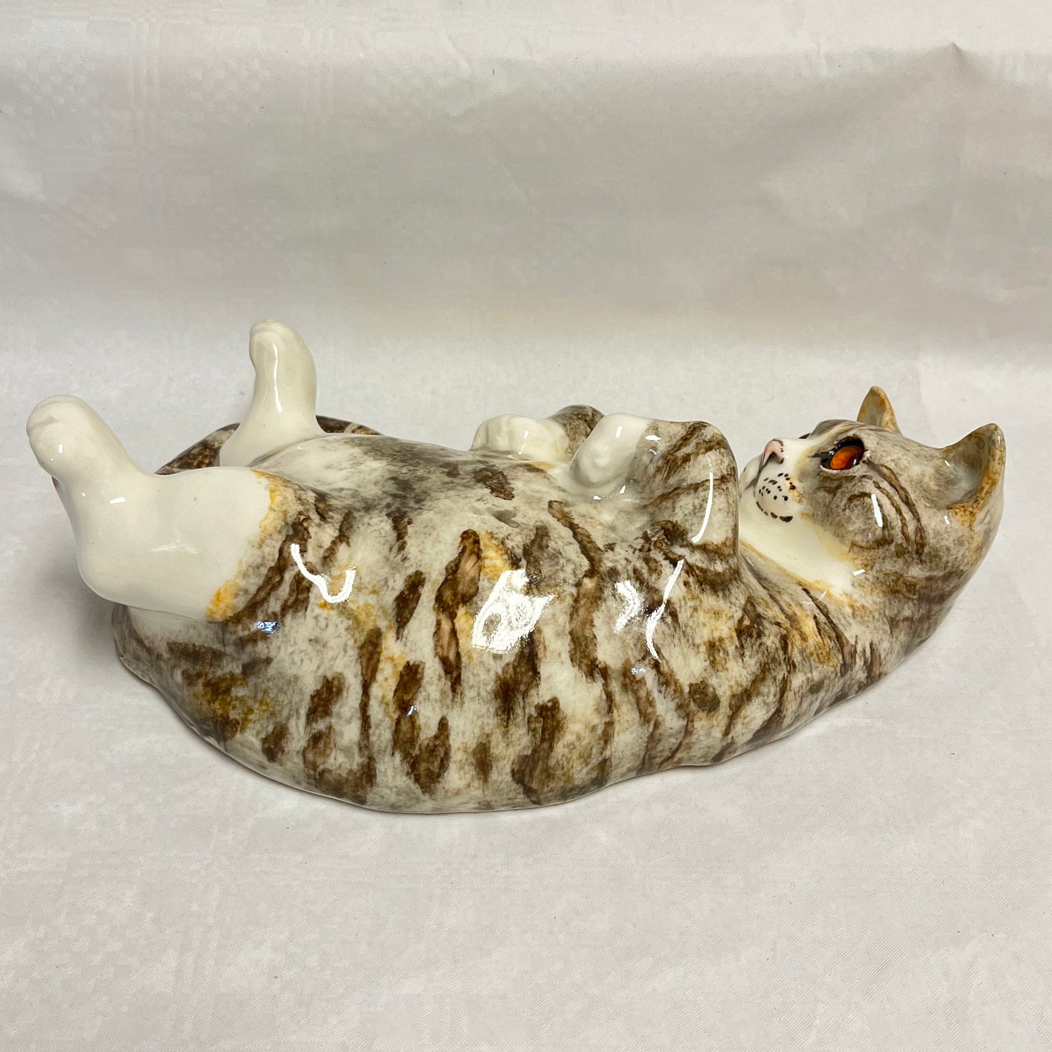 Winstanley Tabby & White Lying Cat - Size 5