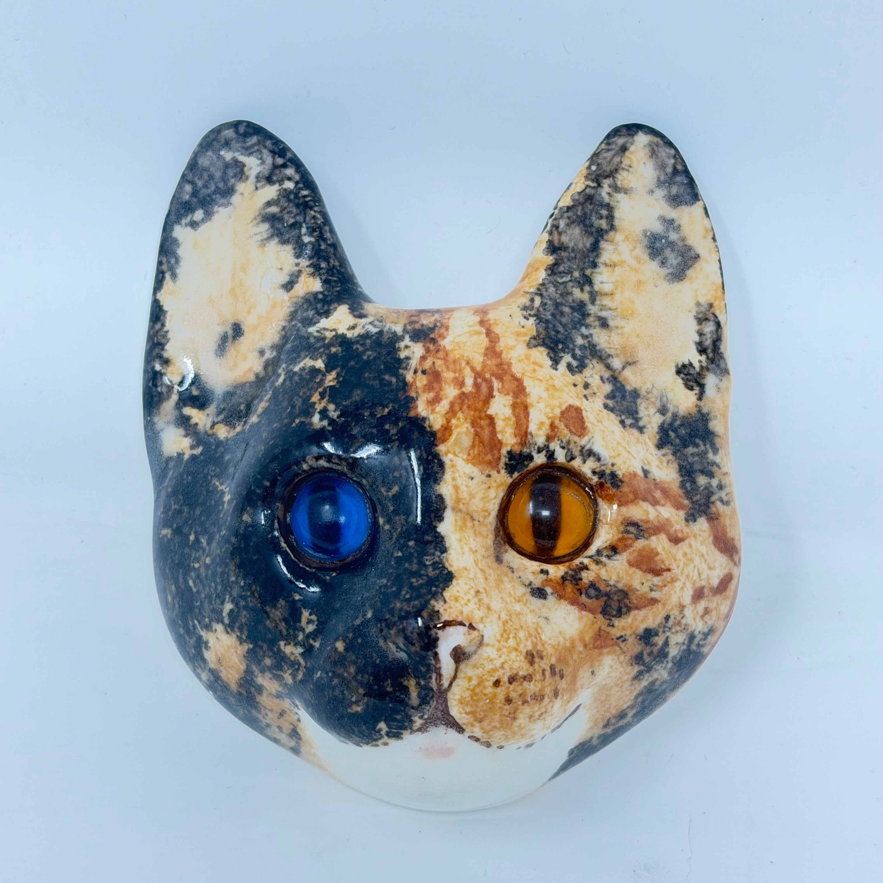 Winstanley Tortie Cat Plaque Size 2
