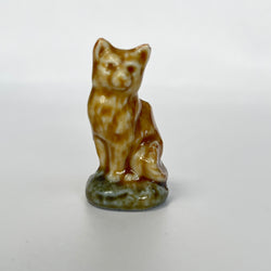 Vintage Wade Whimsie Small Sitting Tabby Cat