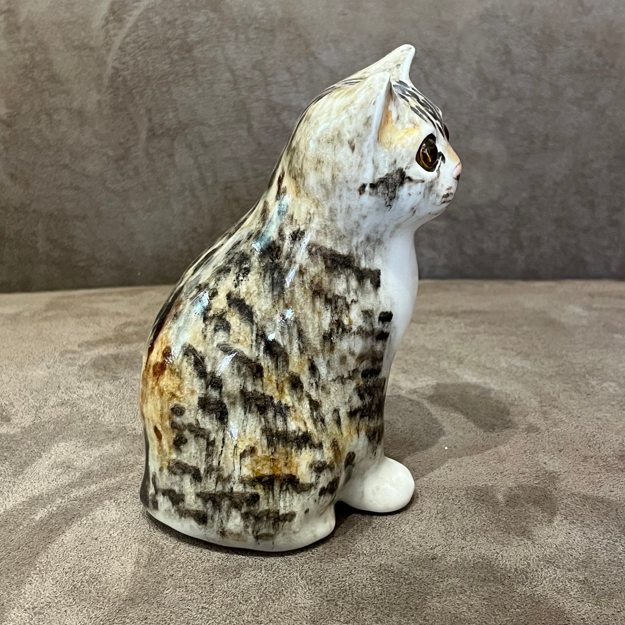 Winstanley Tabby Cat Sitting Size 2