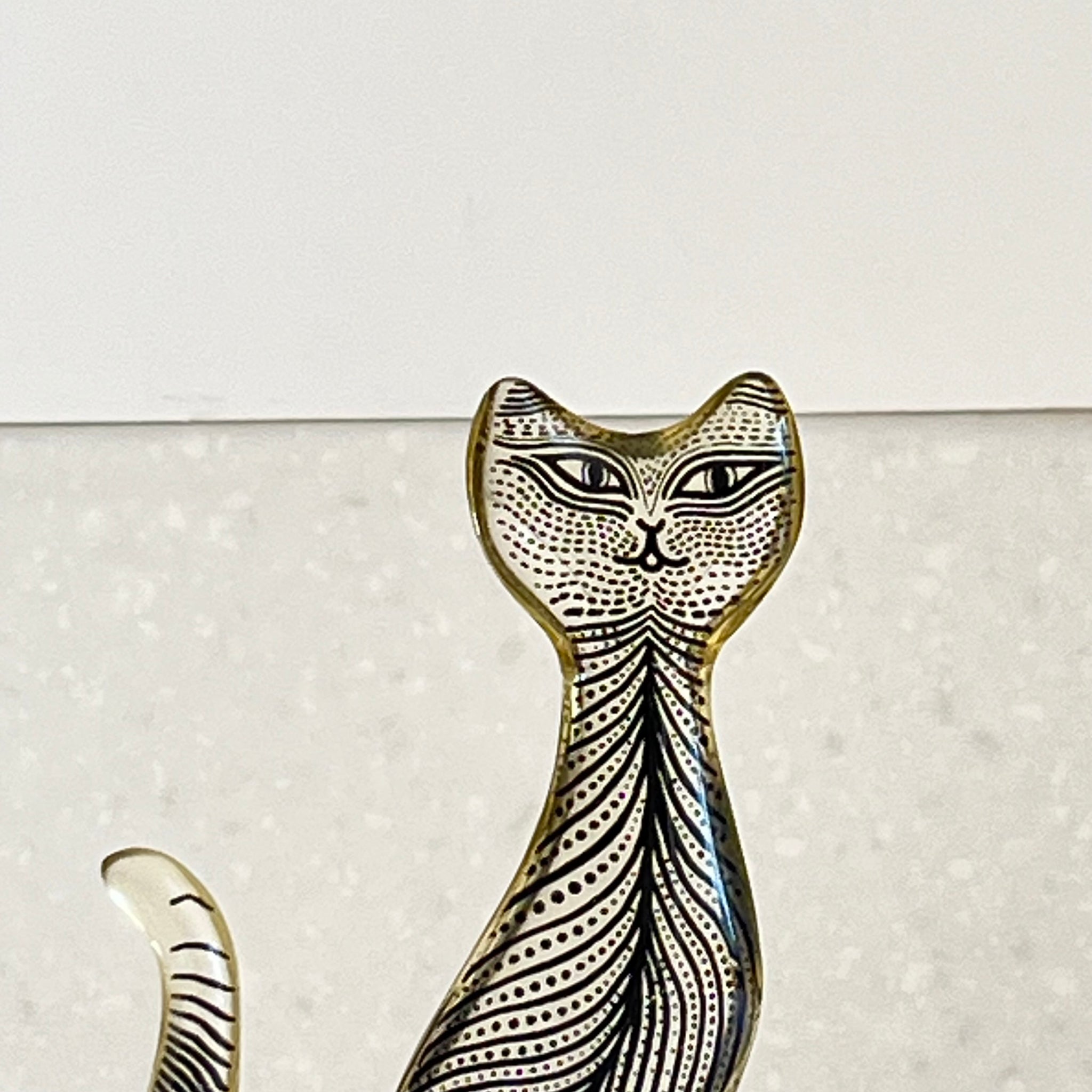Vintage Abraham Palatnik Lucite Cat Sculpture 10cm