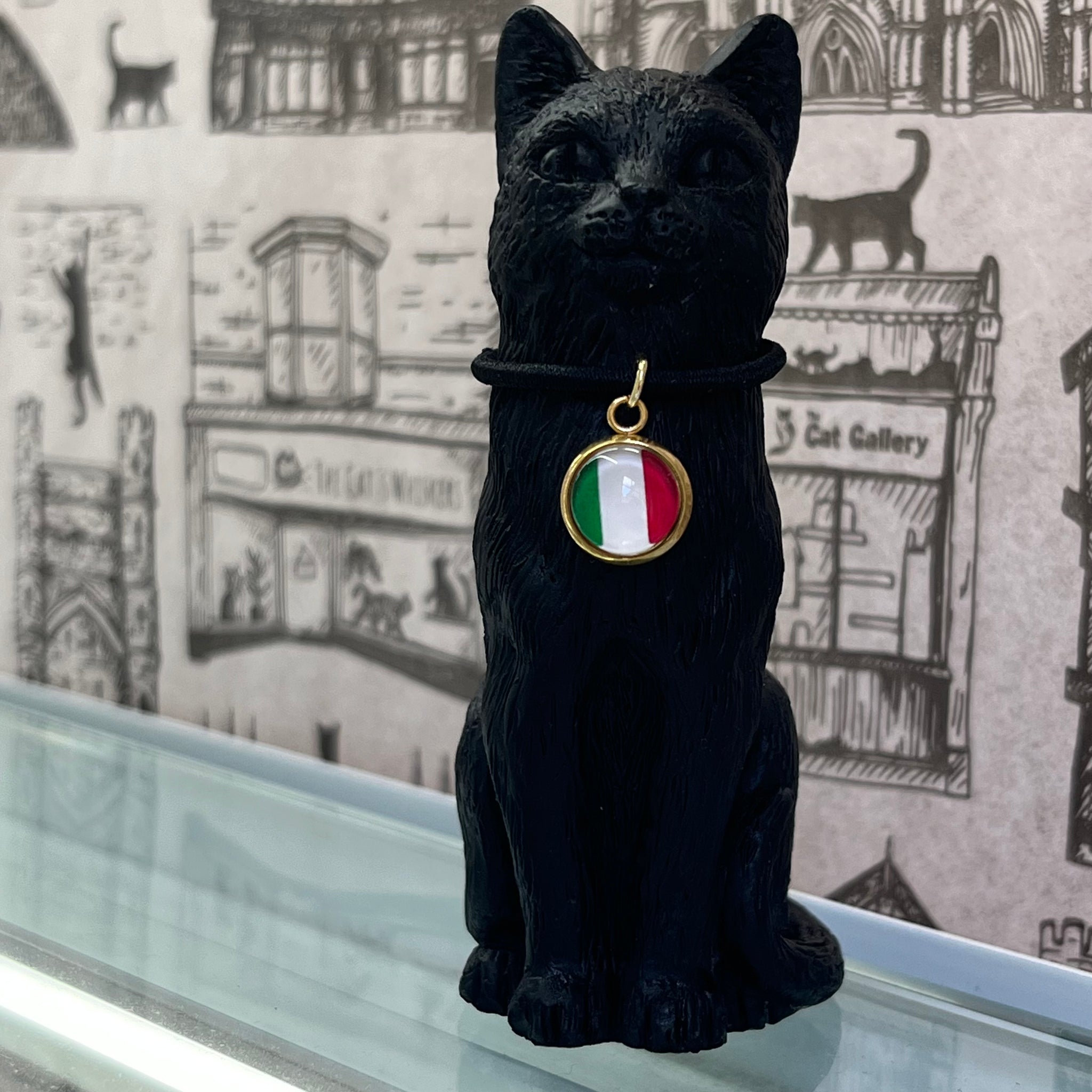 8cm Original Lucky Cat with Italy Flag Charm