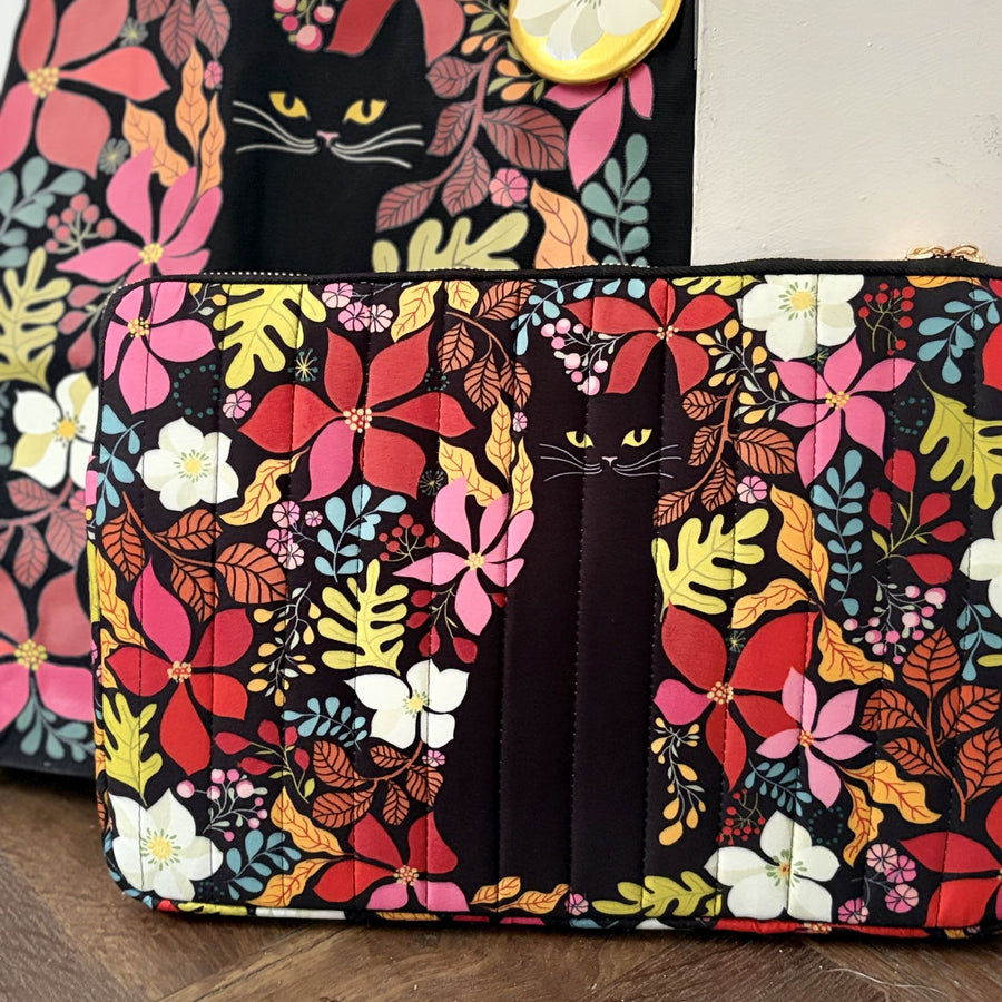 Black Cat Laptop Case