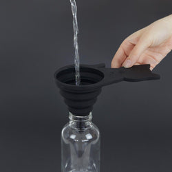 Black Cat Magnetic Funnel