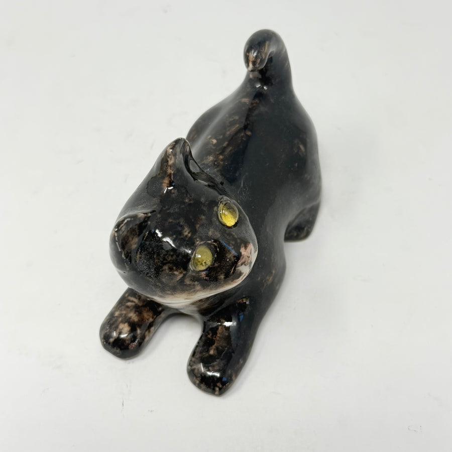 Winstanley Black & White Cat Laying - Size 1