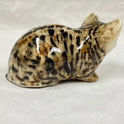 Winstanley Tabby & White Cat Crouching - Size 2