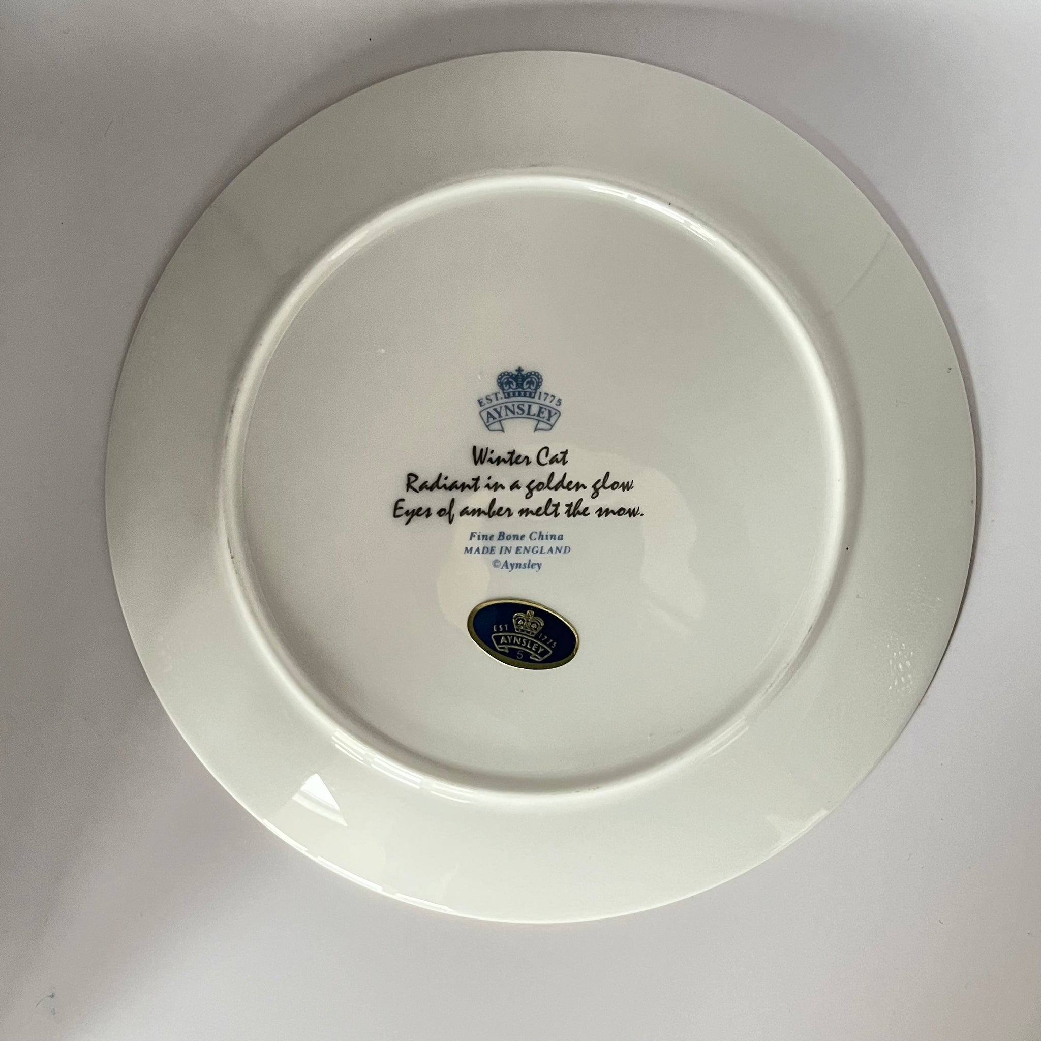 Vintage Plate Winter Cat by Aynsley