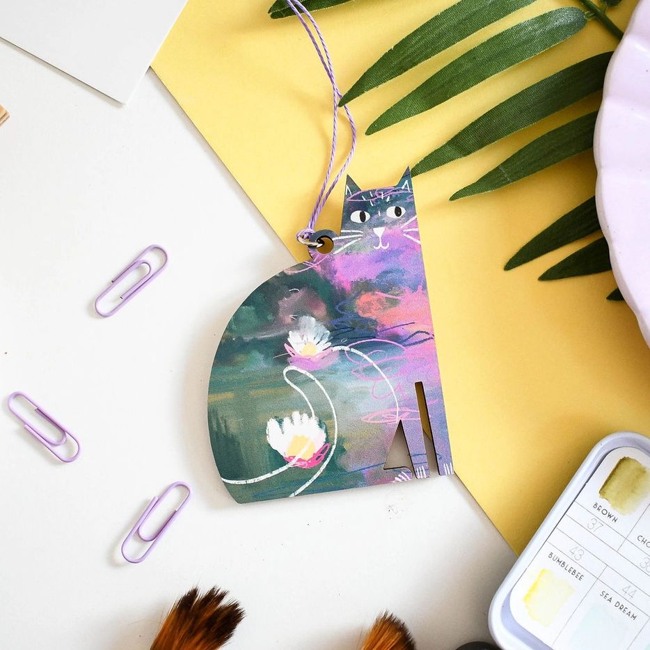 Clawed Monet Wooden Cat Hanging Decoration