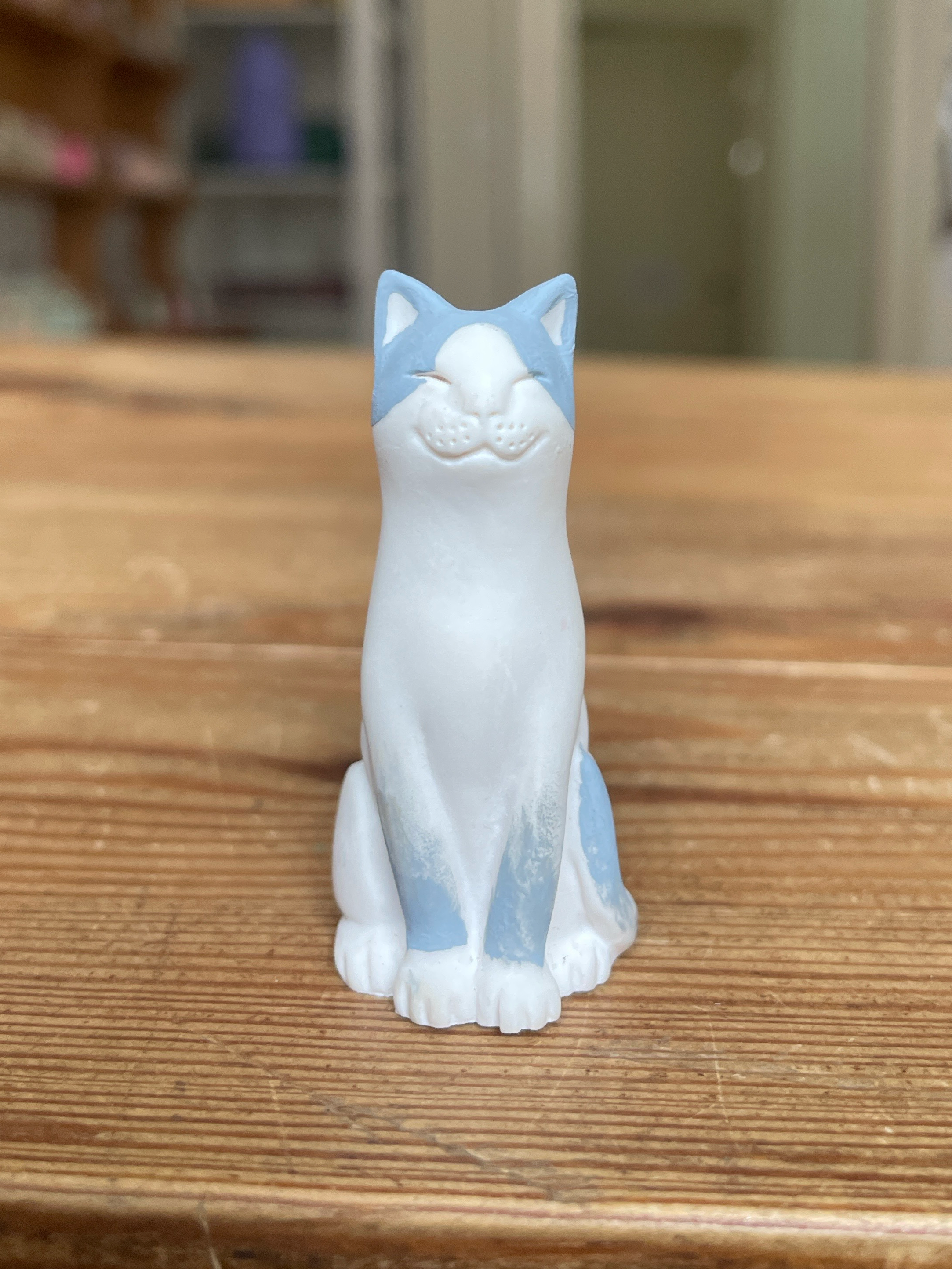Hand-painted Blue Bicolour Original Lucky Kitten