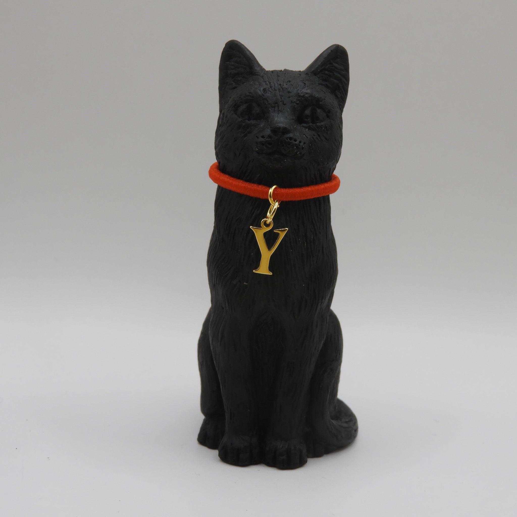 8cm Original Lucky Cat with Initial Y Charm
