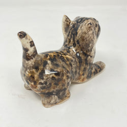 Winstanley Tabby & White Cat Looking Up - Size 1