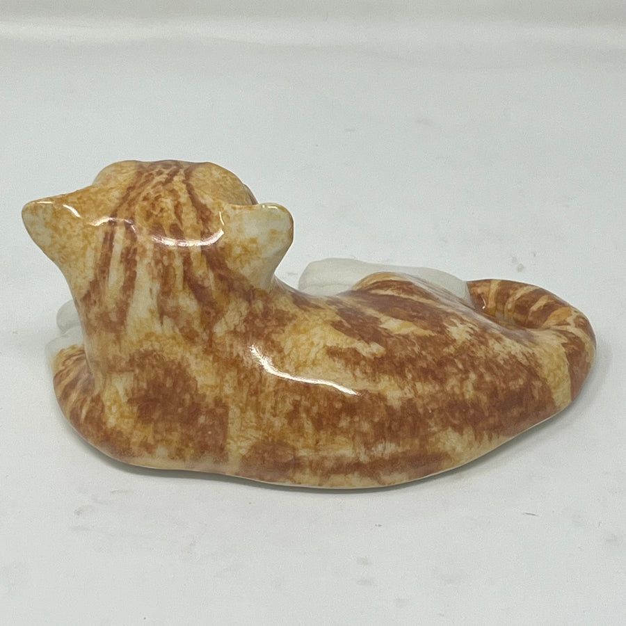 Winstanley Ginger & White Cat Lying - Size 2