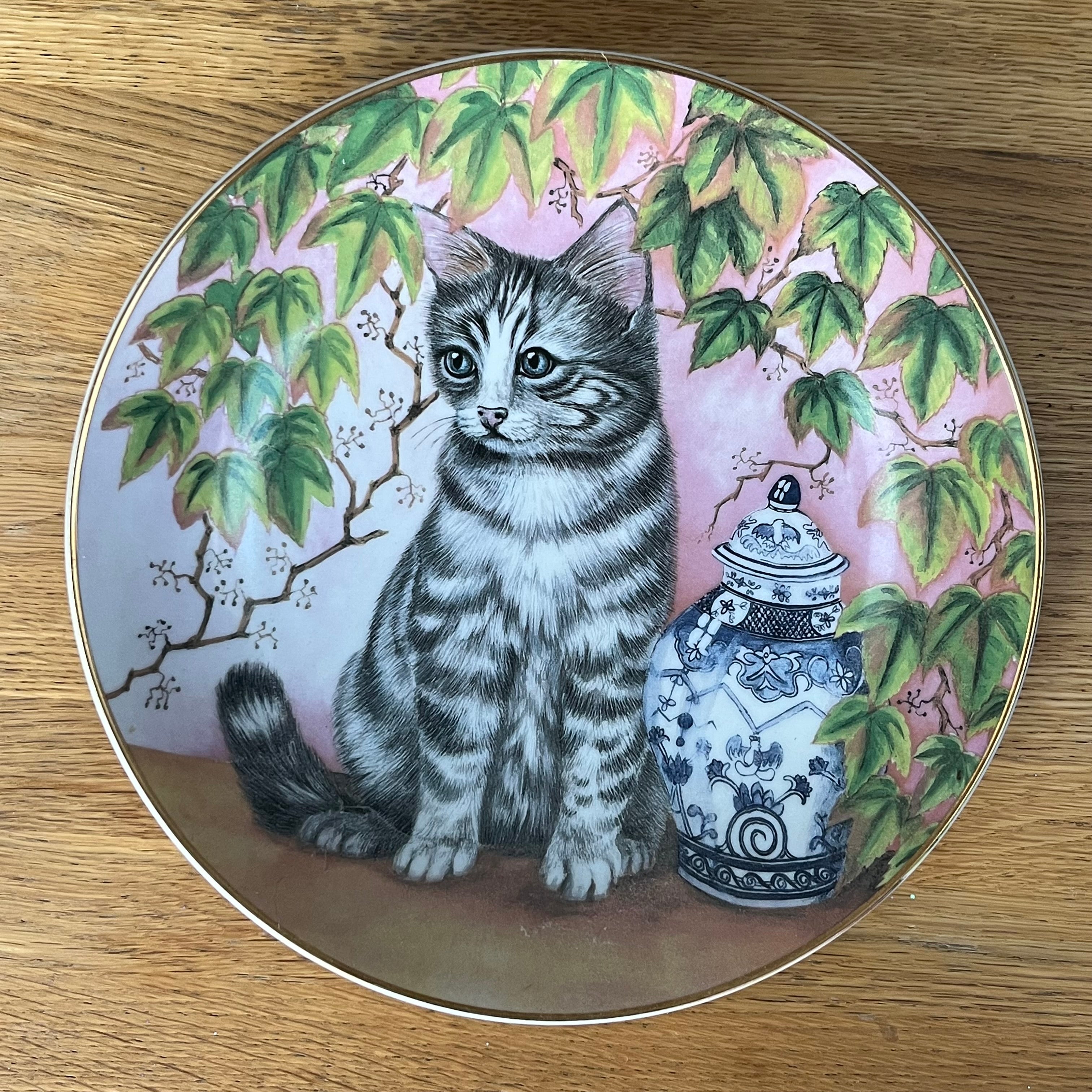 Vintage Plate Kitten On the Shelf by The Hamilton Collection