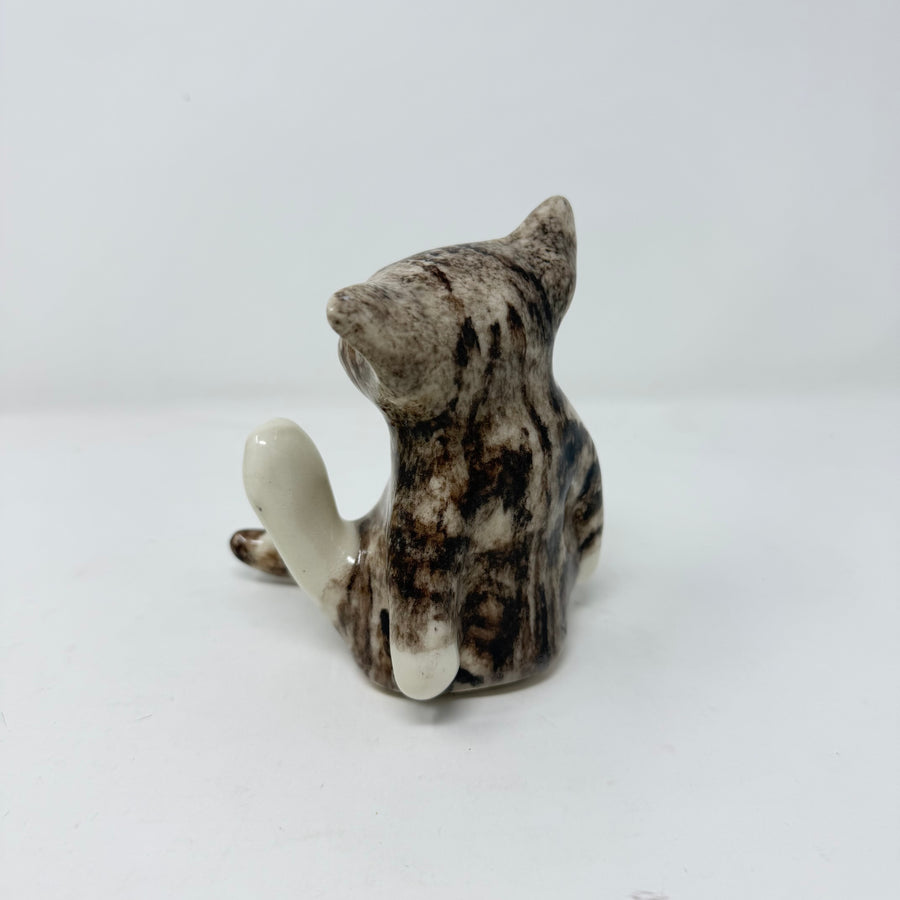Winstanley Grey Tabby Cat Interrupted Size 2