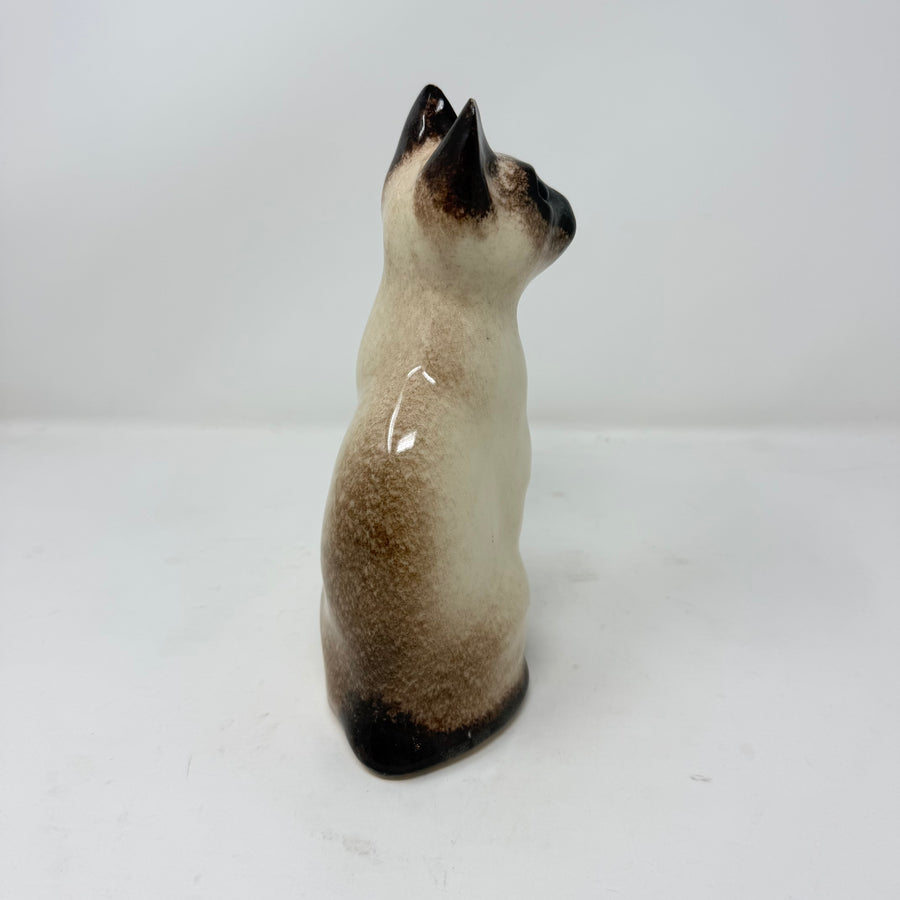 Winstanley Siamese Cat Sitting Up Size 2