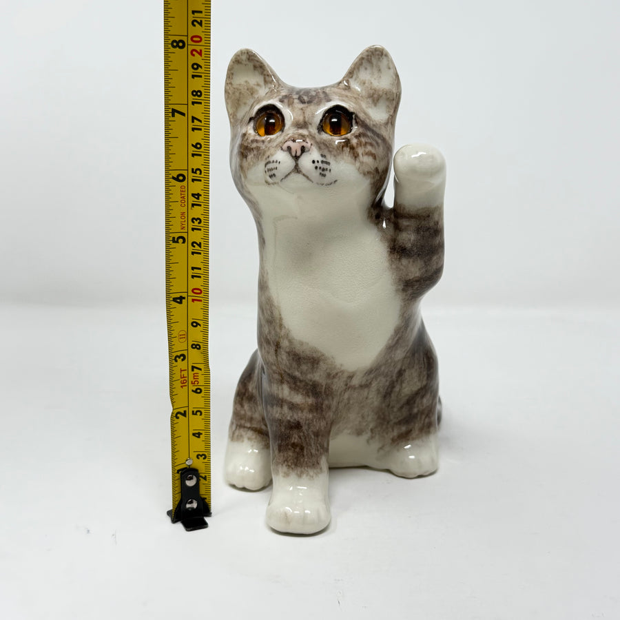 Winstanley Tabby Cat Paw Up - Size 3