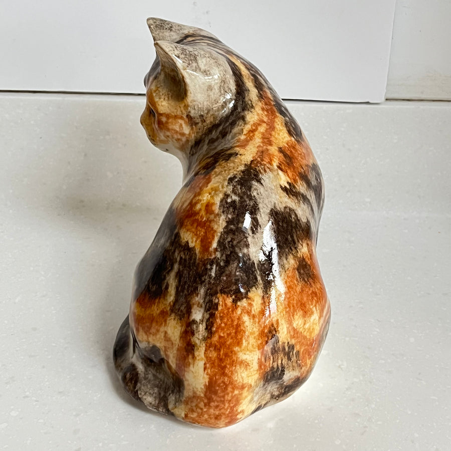 Winstanley Tortie Cat Sitting - Size 4