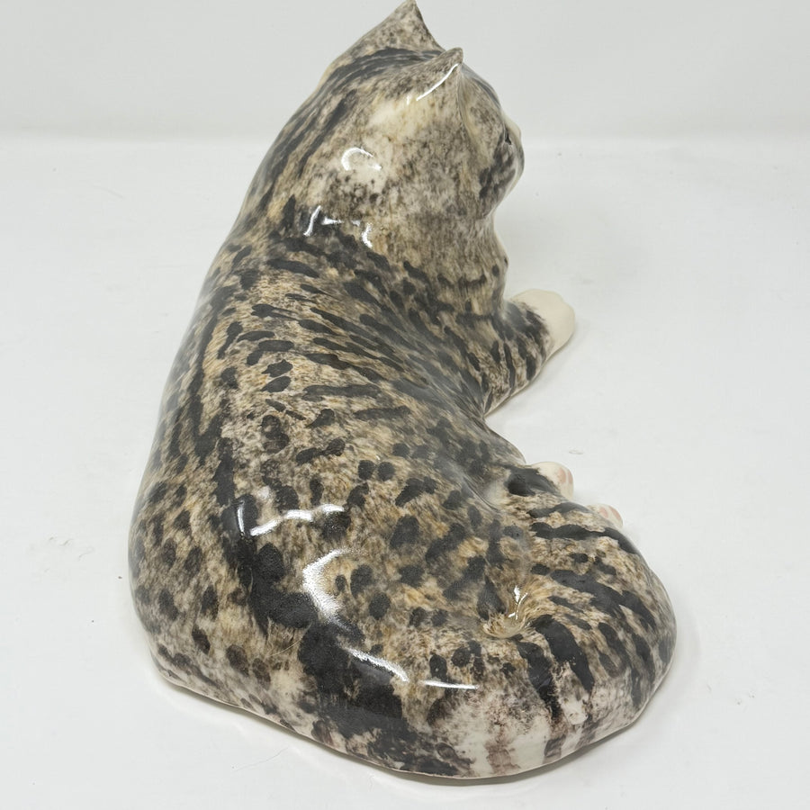 Winstanley Grey Tabby Lying Cat - Size 6