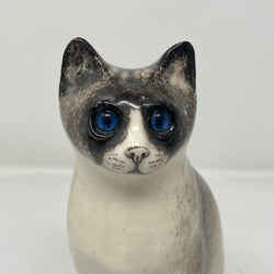 Winstanley Siamese Sitting - Size 2 (discounted due to crazing)