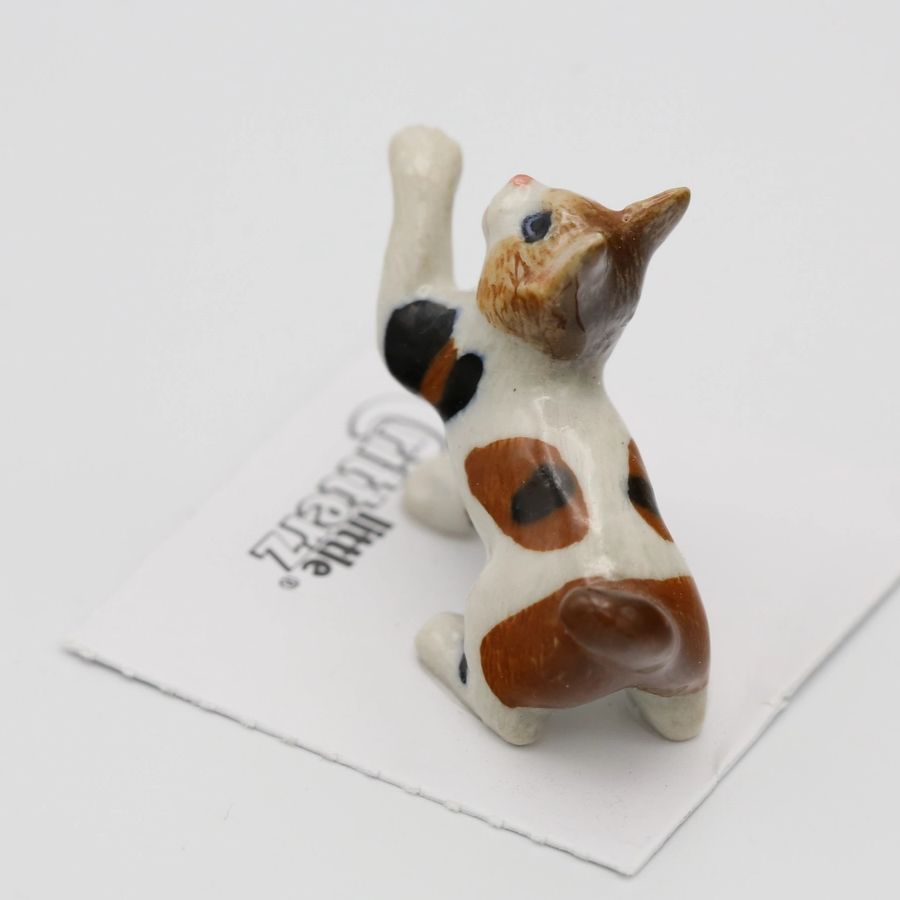 Neko Japanese Bobtail Cat Porcelain Miniature