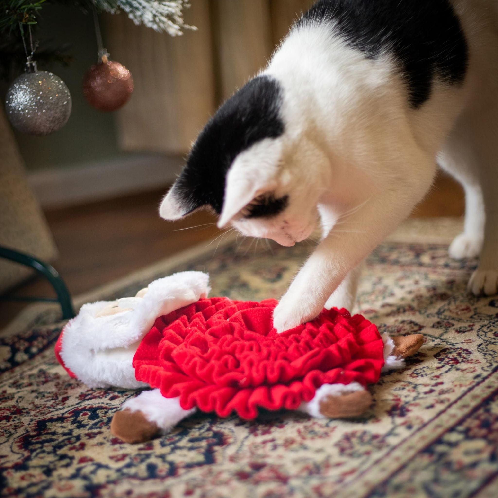 Santa Snuffle Forage Mat