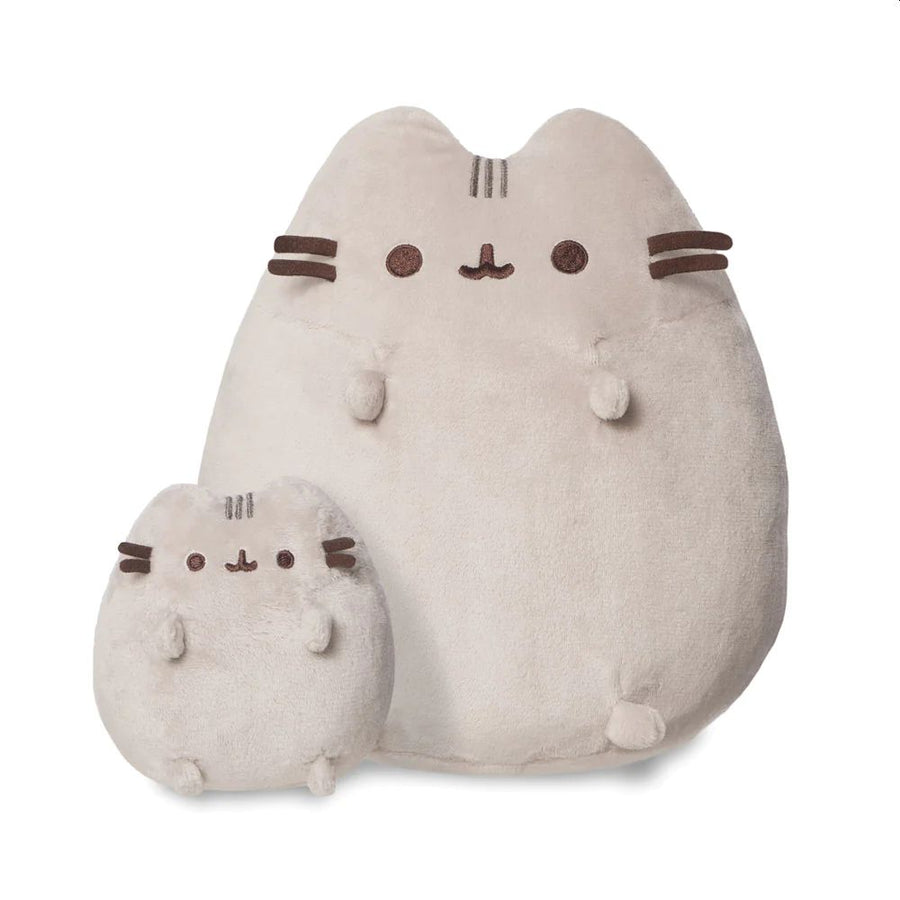 Small Sitting Pusheen the Cat