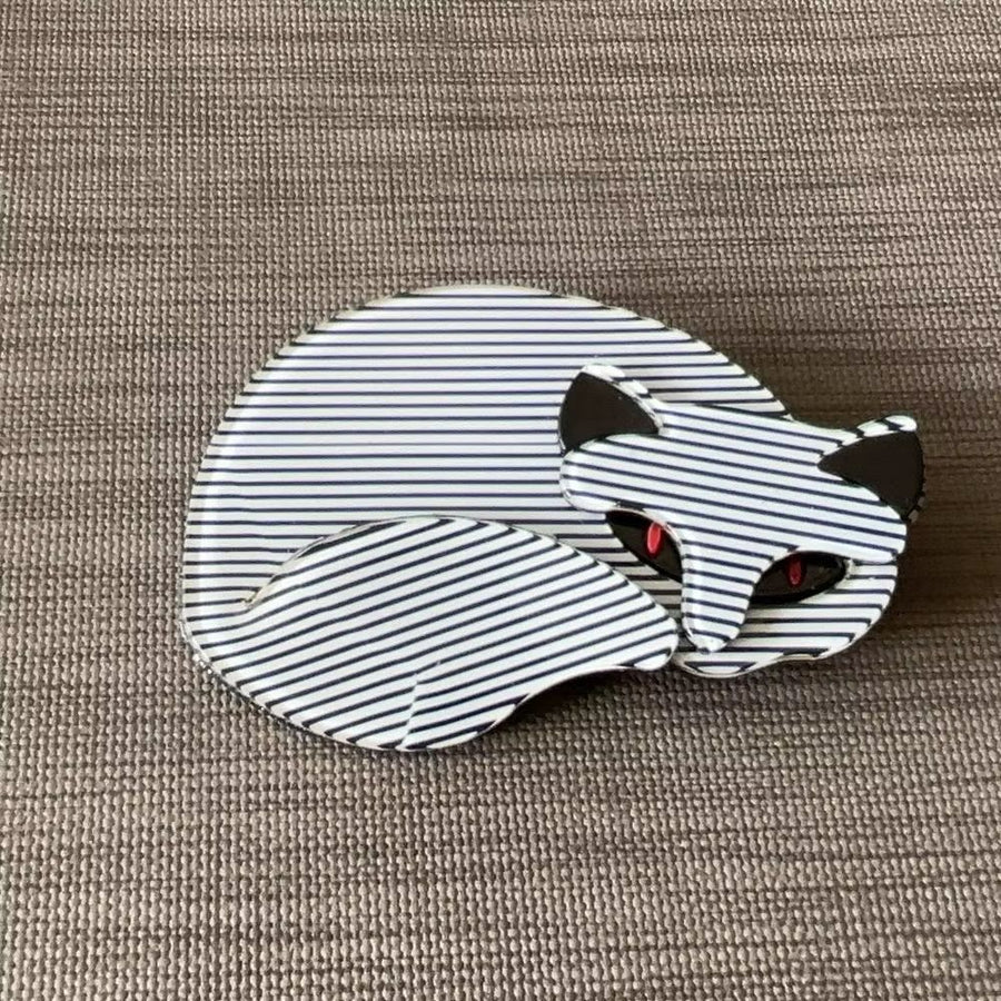 Large Sleeping Cat Brooch