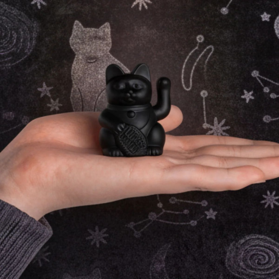 Maneki Neko Solar Cat by Donkey BLACK