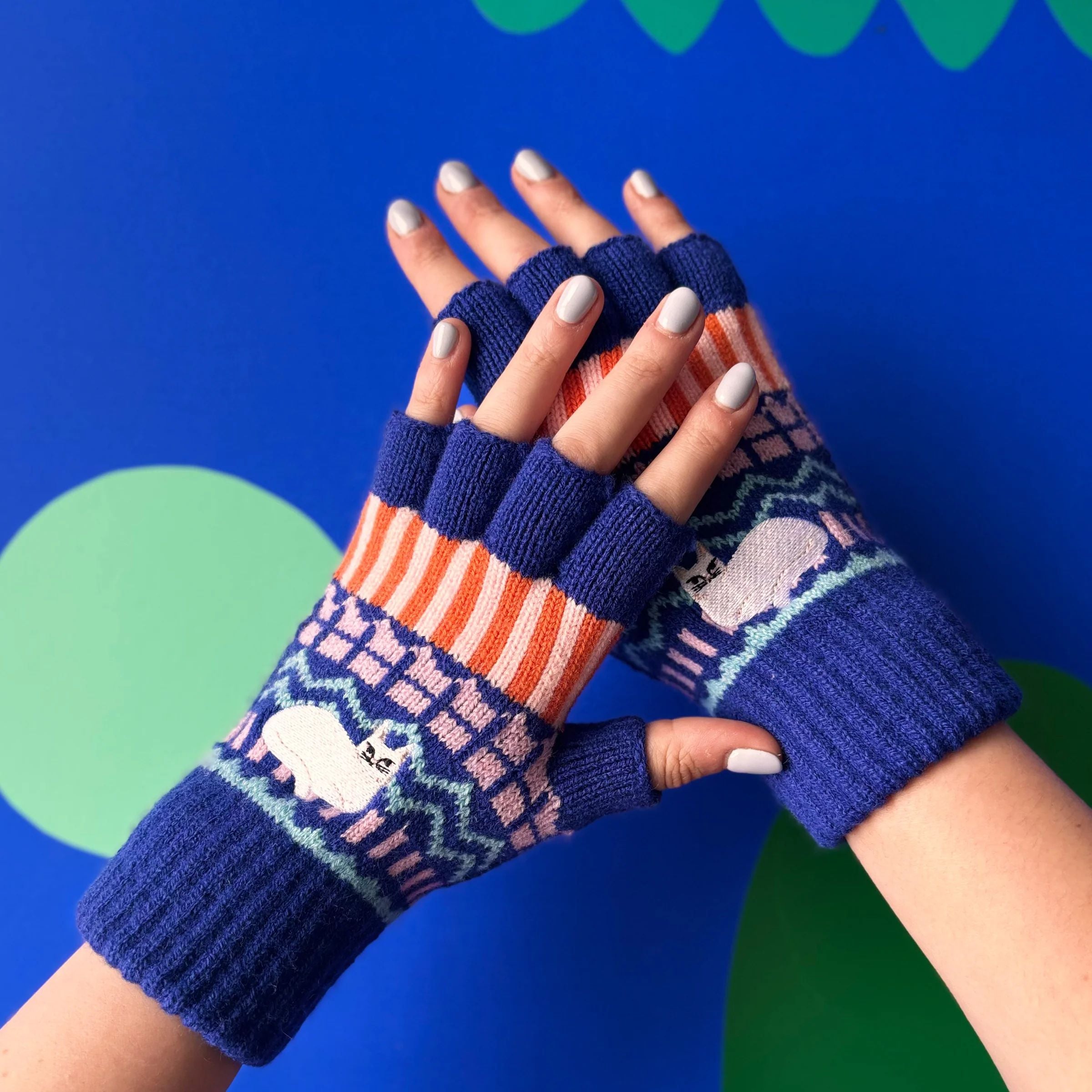 White Cat Embroidered Fingerless Gloves