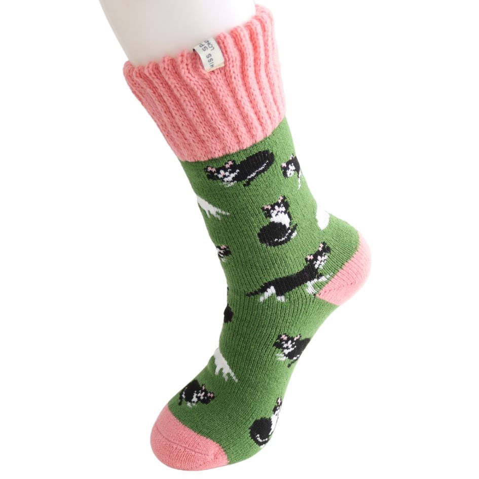 Winter Tuxedo Cat Socks UK 3-7, Green