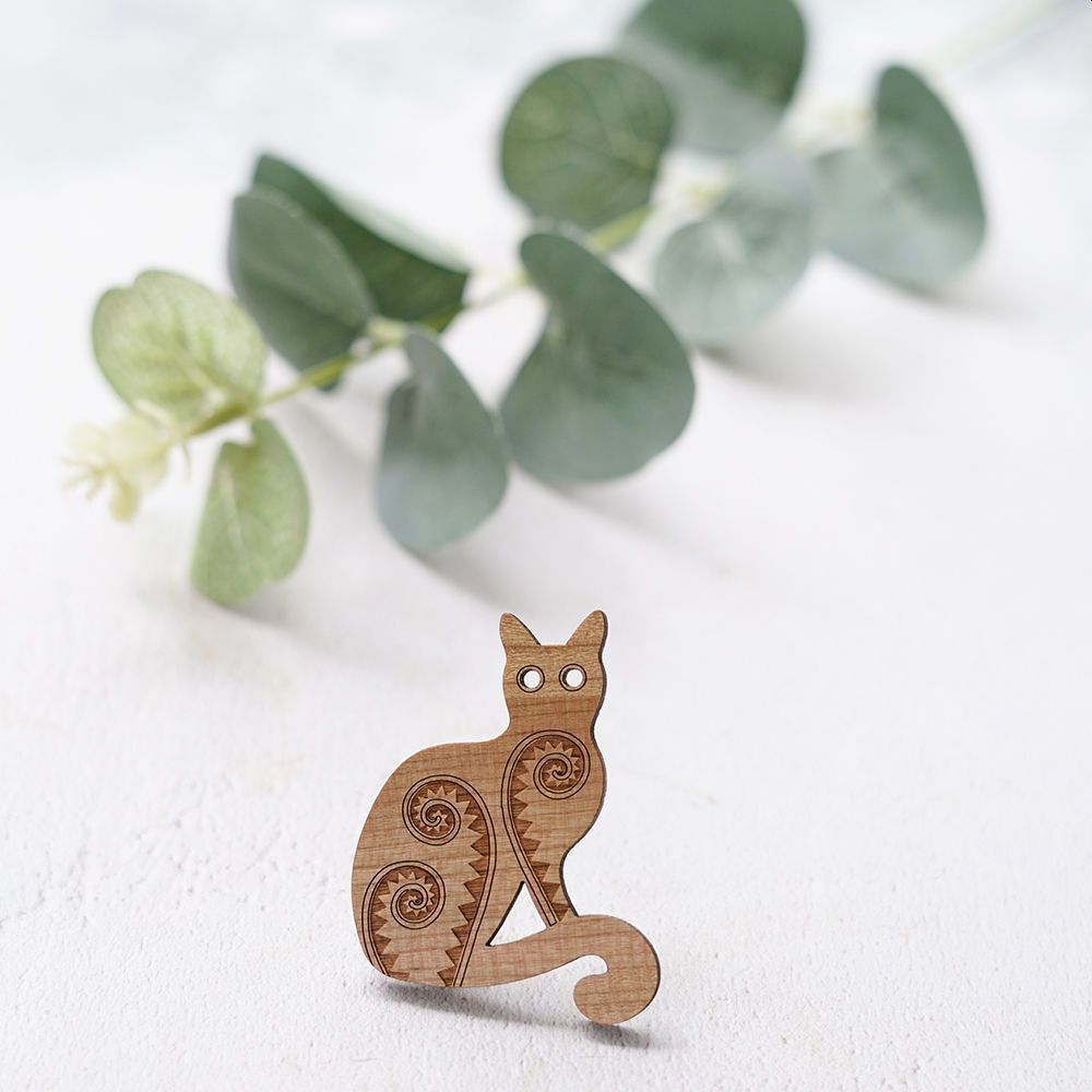 Etched Cat Brooch