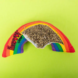 Yeowww catnip rainbow cut open to reveal the pure 100% organic catnip inside