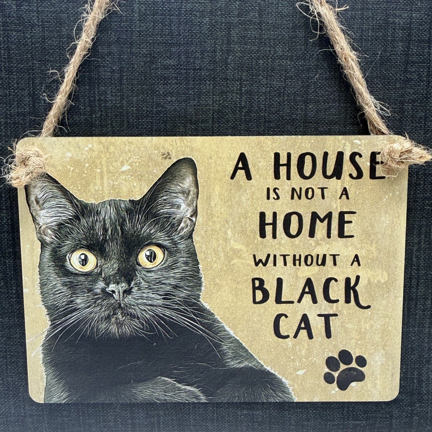 Una casa no es un hogar, Black Dangler