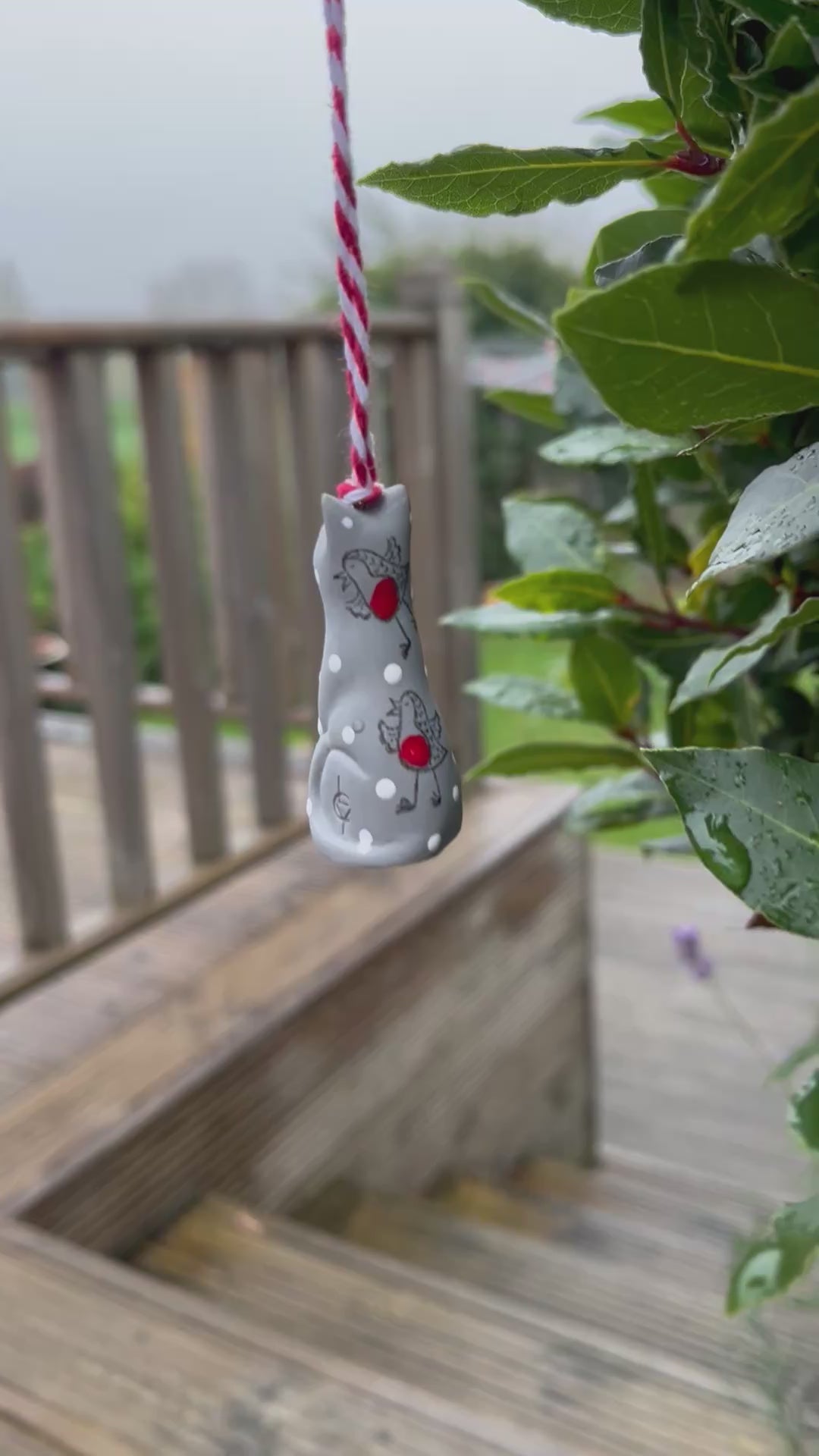 Snowy Robin Bauble Original Lucky Kitten