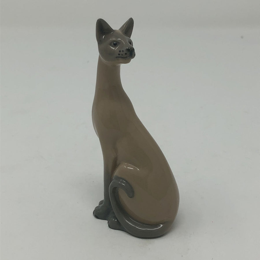 Franklin Mint Curio Cabinet Cats (2026) - Pre-Owned