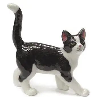 Walking Tuxedo Kitten Miniatura de Porcelana