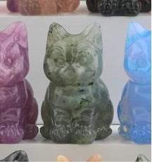 #3 拉长石小猫三月生日石