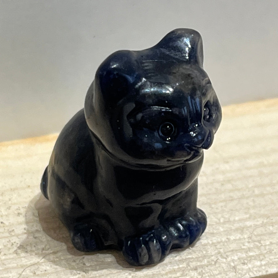 #12 方钠石小猫十二月生日石