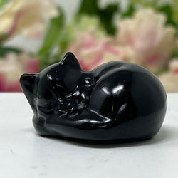 #16 Gato de piedras preciosas durmiente de obsidiana