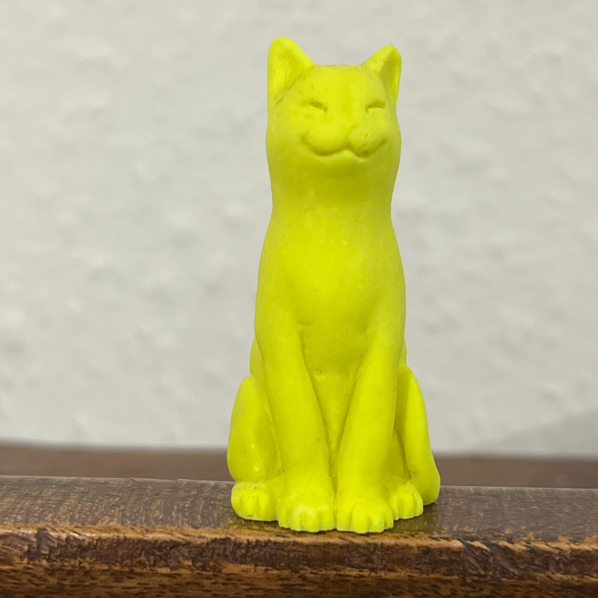 Luminescent Yellow Original Lucky Kitten