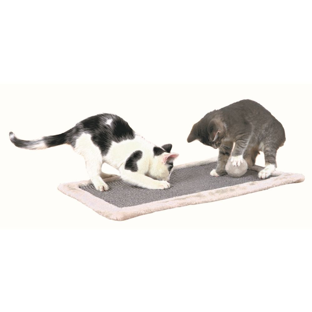 Horizontal scratching mat for cats by Trixie